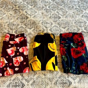3 Fall pairs of LuLURoe leggings one size. Worn 1 time super soft great for fall